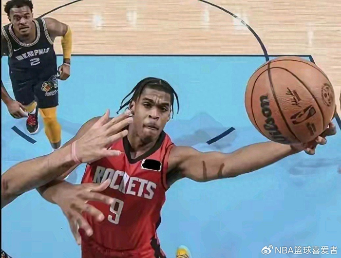 火箭旧将发展联盟狂砍93分！他真能杀回NBA吗？|克里斯托弗|约什-克里斯托弗|克里斯-席尔瓦|休斯敦火箭队|迈阿密热火队_新浪体育_新浪新闻