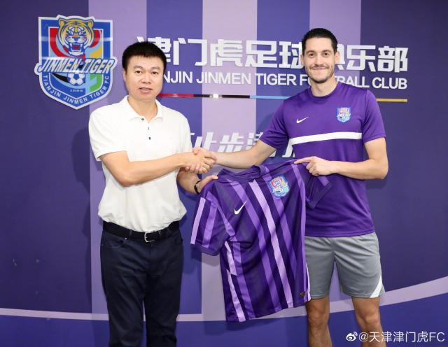 世界杯官方认证-津门虎官宣新援加盟！维基诺维奇将身披10号战袍